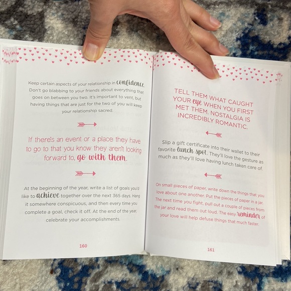 Simple acts of love 500 little ways to make a difference in your relationship - Picture 5 of 5